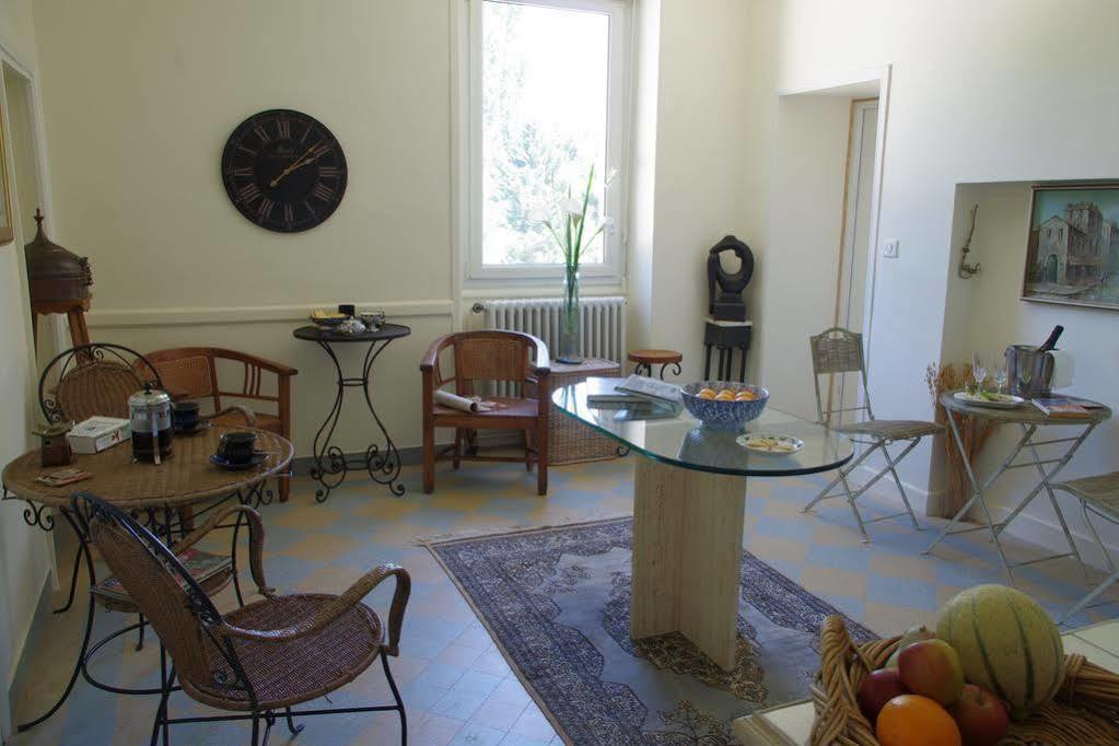 Manoir Petit Meysset Bed & Breakfast ซาร์ลา-ลา-กาเนดา ภายนอก รูปภาพ